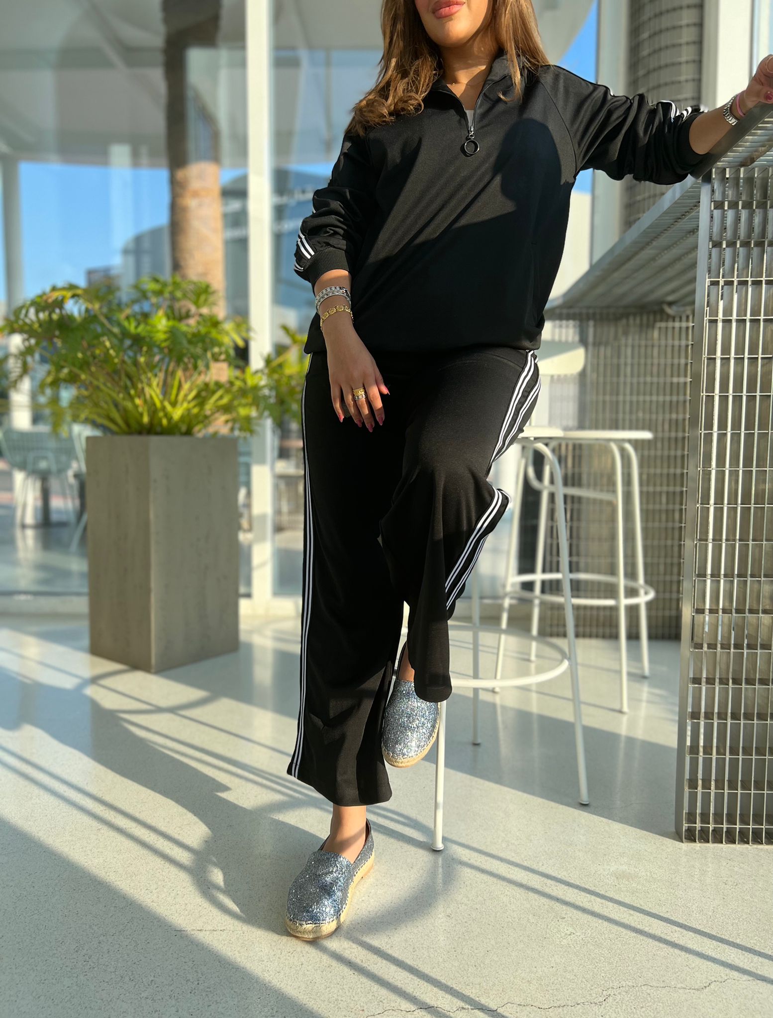 6B41EFA4-1009-49F0-A453-5ADD4BA07427