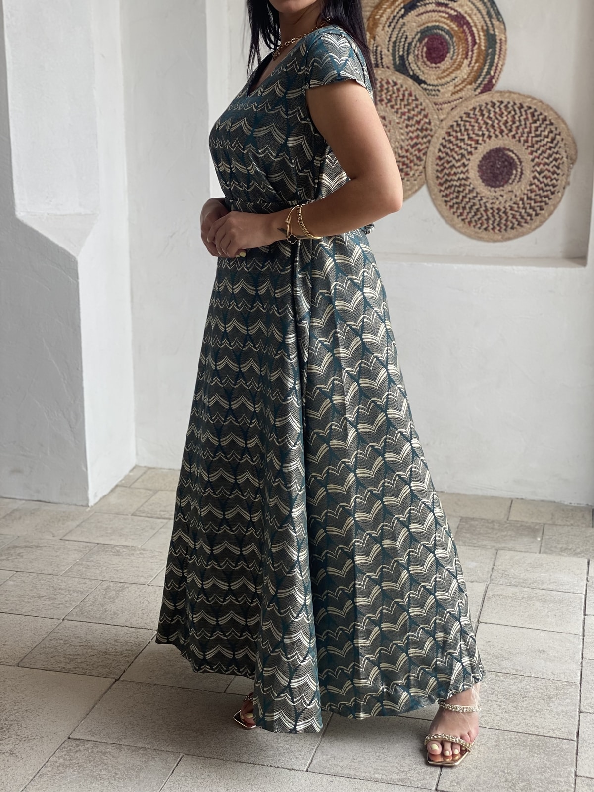 E585F33D-C57F-4FBF-A718-CA9B0448F8C5