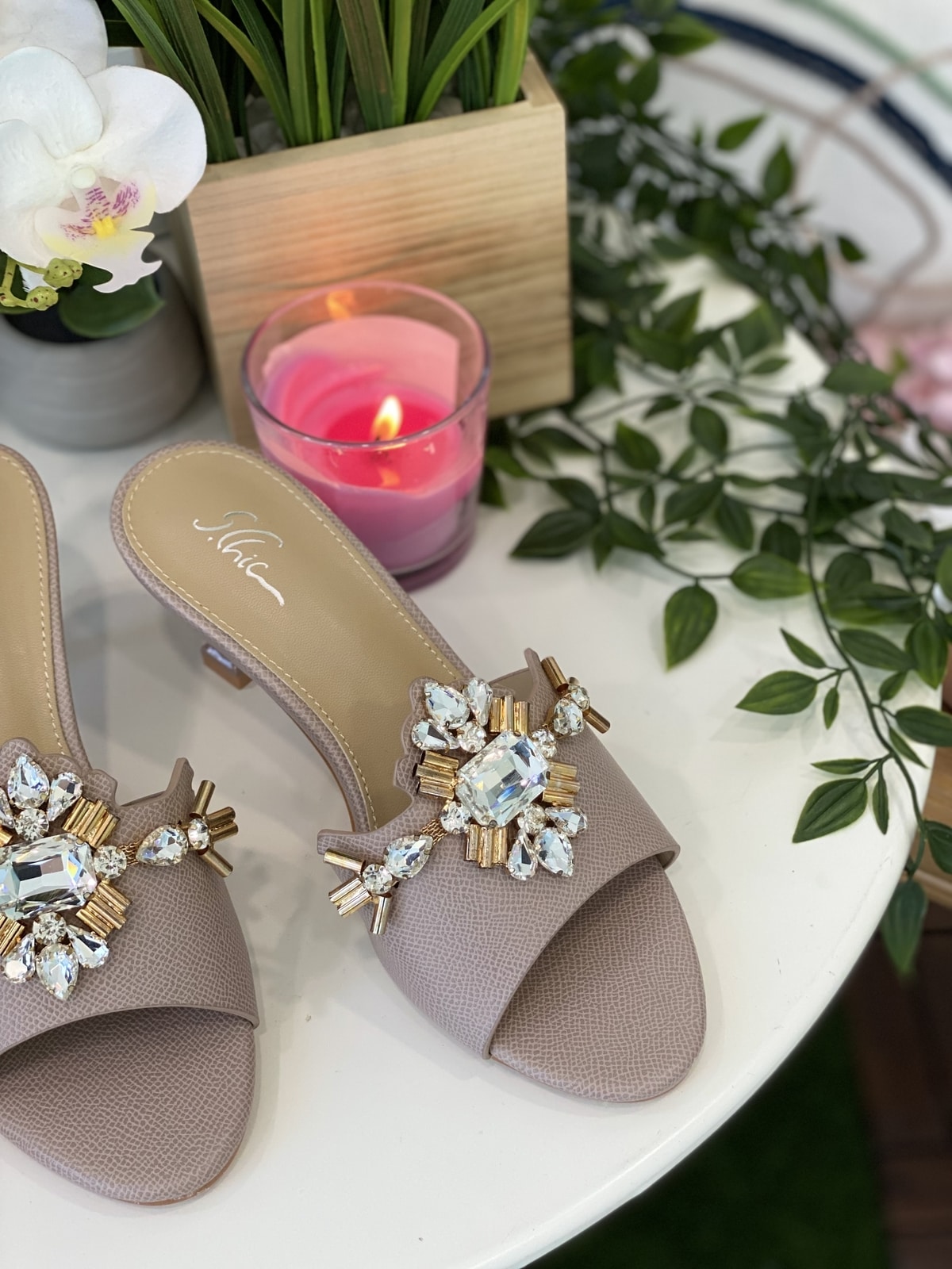 322960F0-2852-433D-BF91-0B7A44CE7293