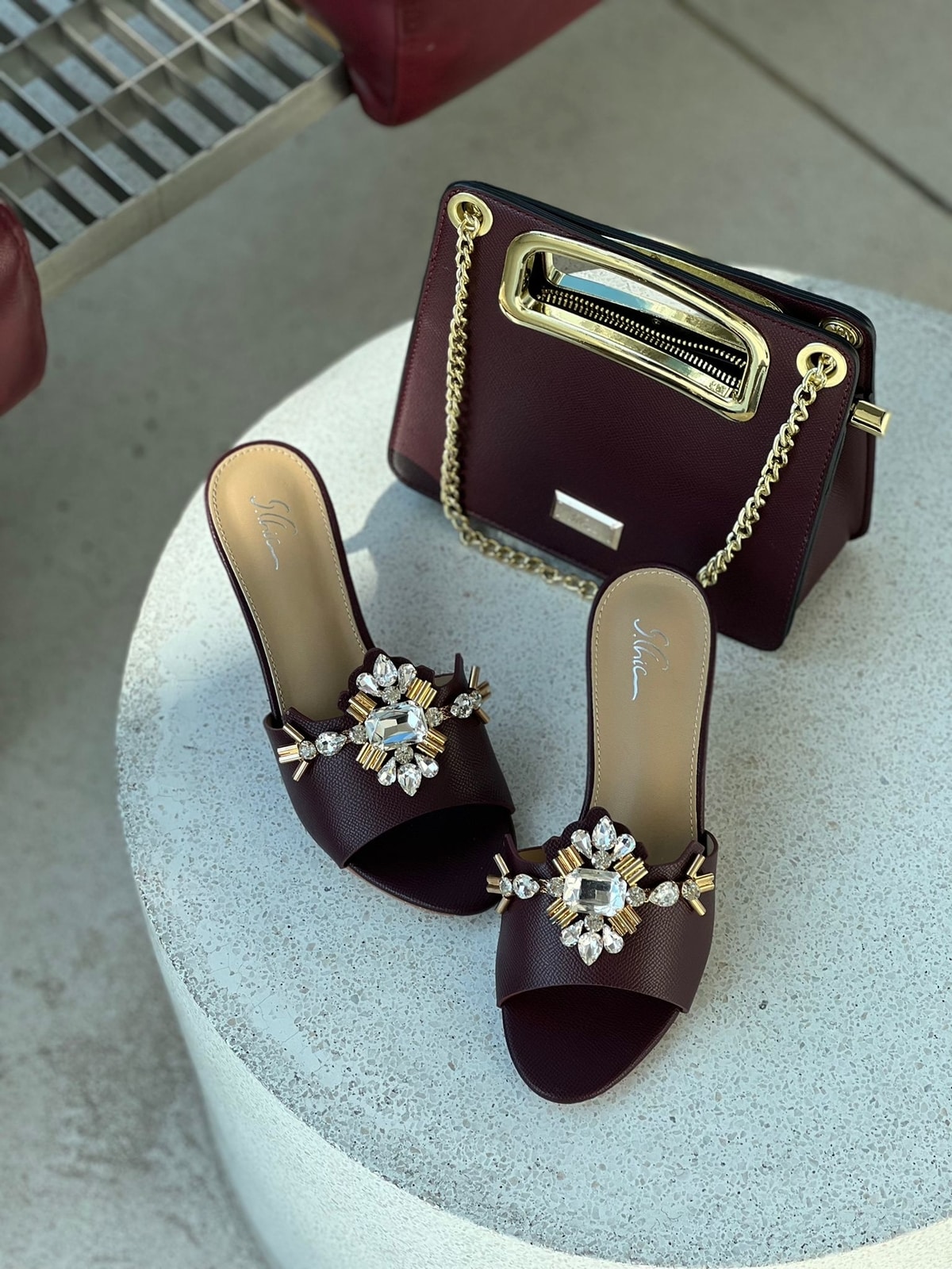 F7CEFE22-6590-4BE0-9E30-2A987B6F0FA4