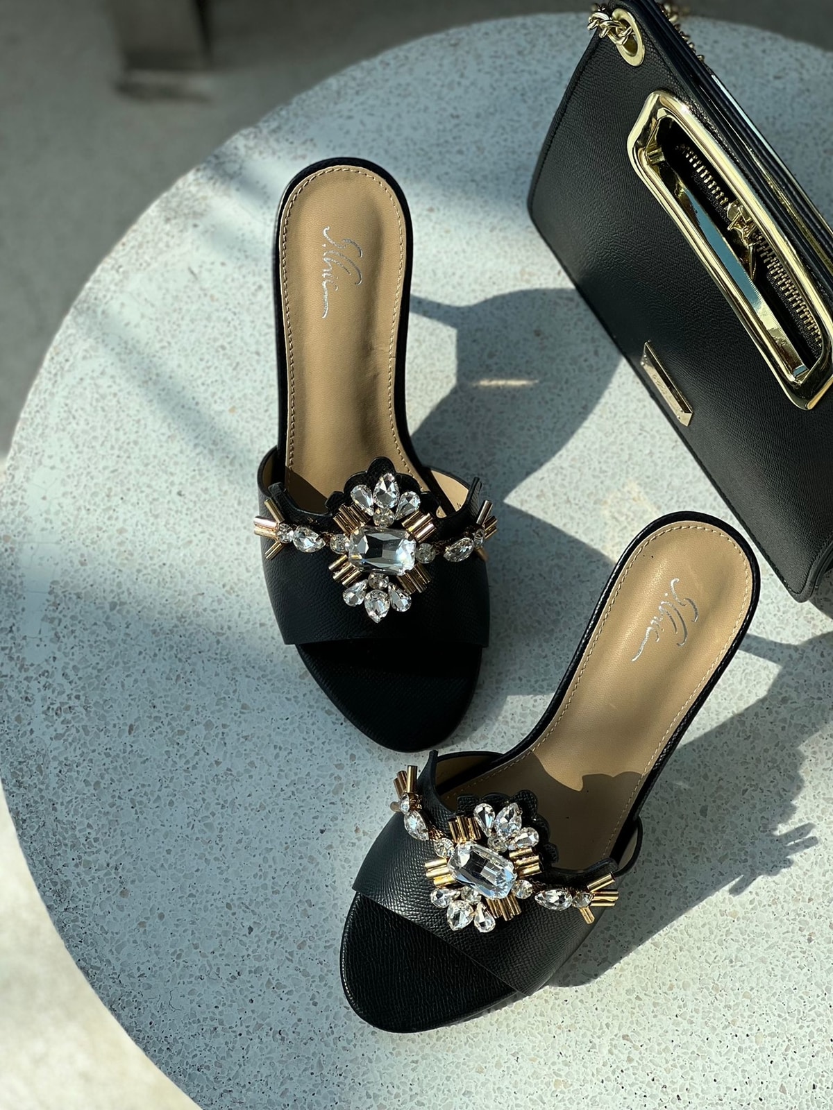 0209C9FD-59A9-4536-B611-96313A4BCE92