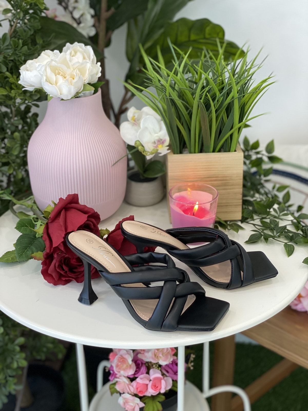 714A8C64-28FF-4A9A-AAFD-C39FBF3CA190