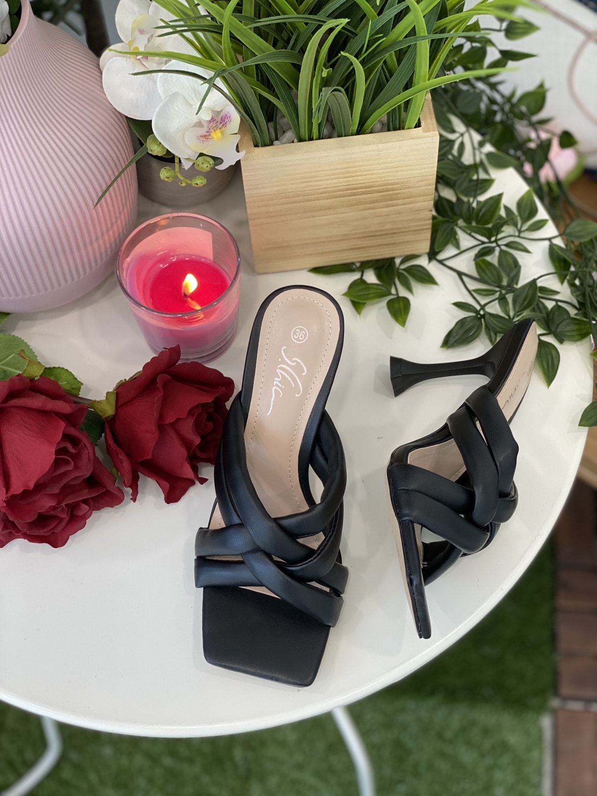 078D5CE2-7B34-45A7-92D6-2310FDBE2AA8