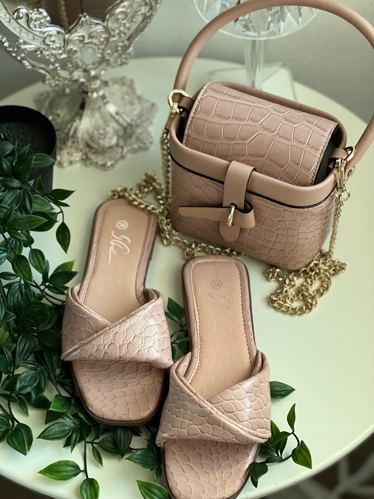 C9BCC07A-F108-41F5-8802-67E9CC872D4A