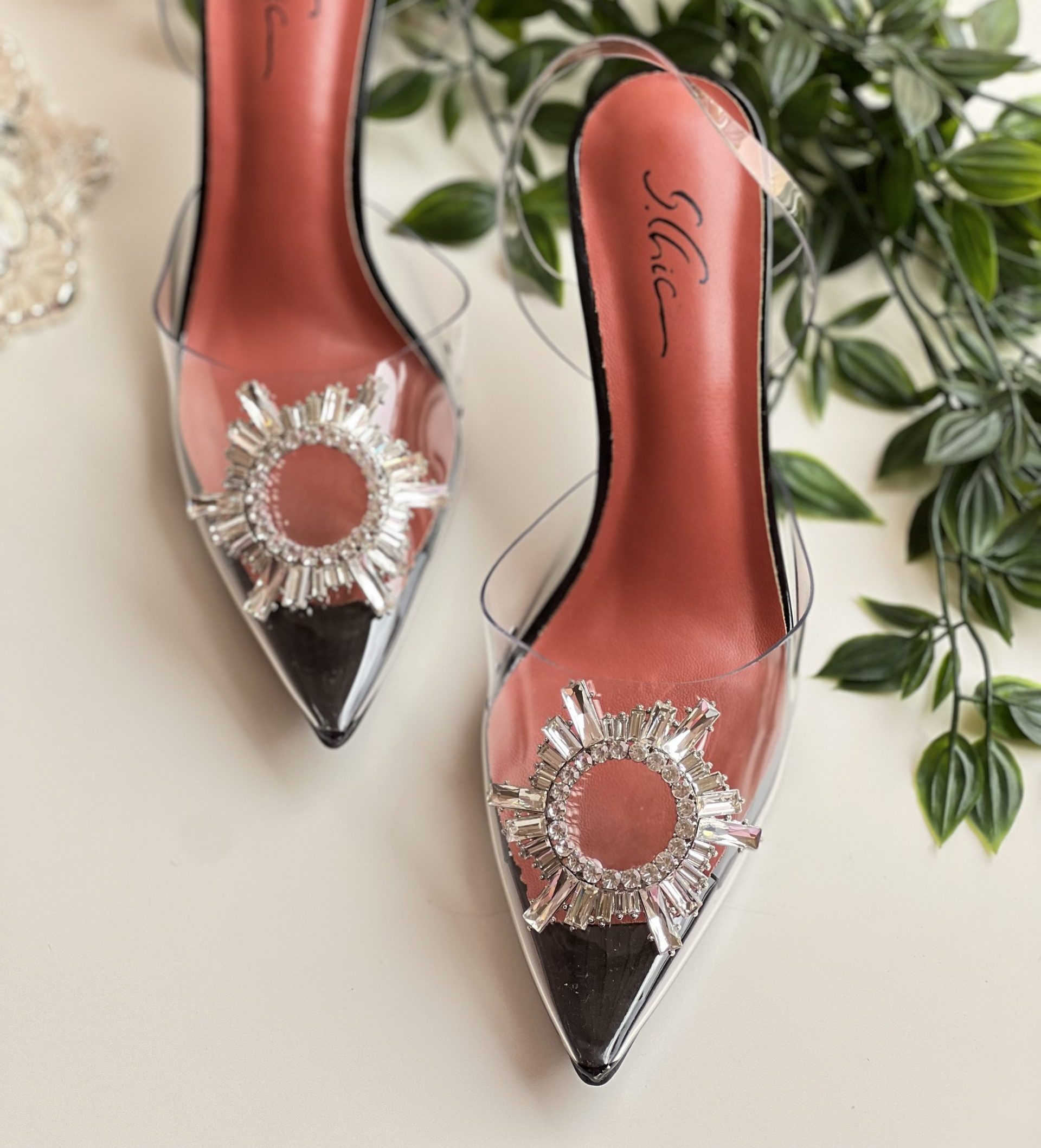 60A3FEAA-5145-4410-81F0-283AEDEF9564