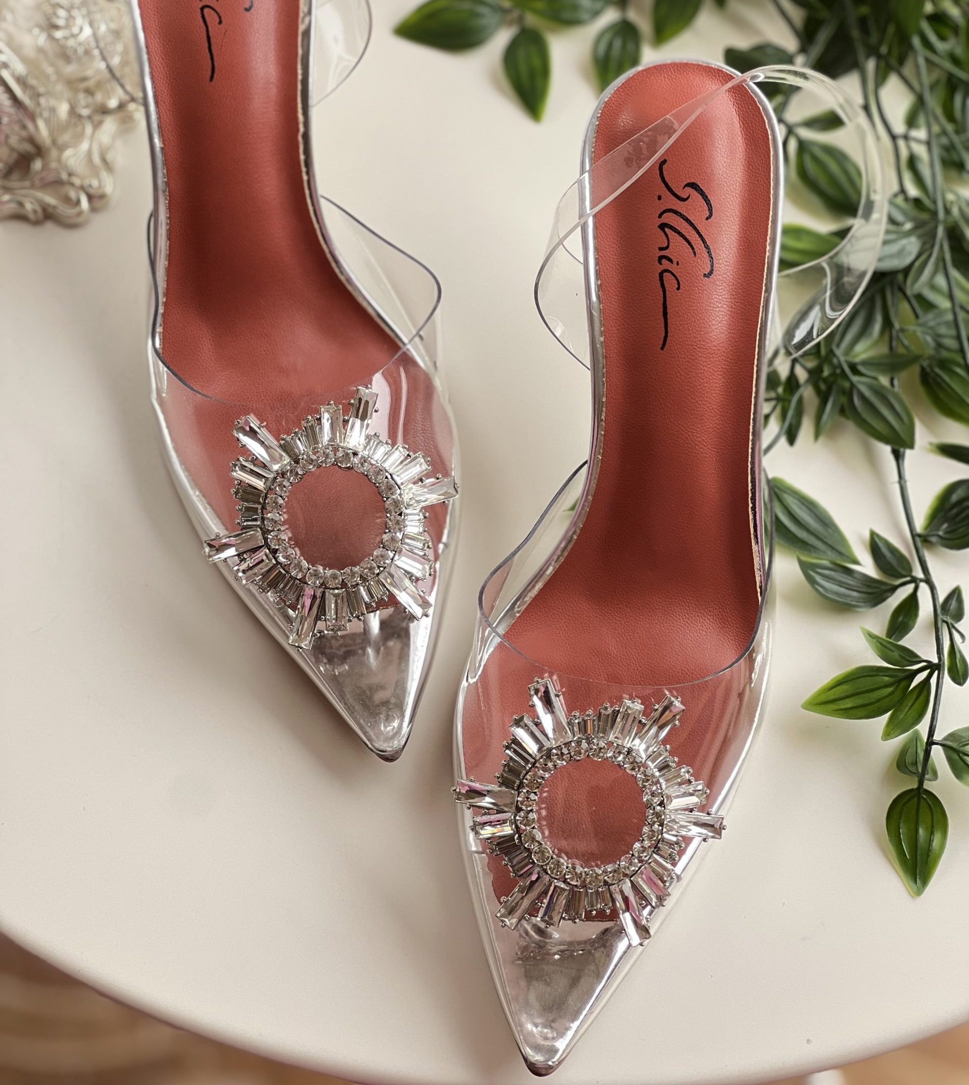 40DF9577-0218-434C-87EA-56A8C47D0889