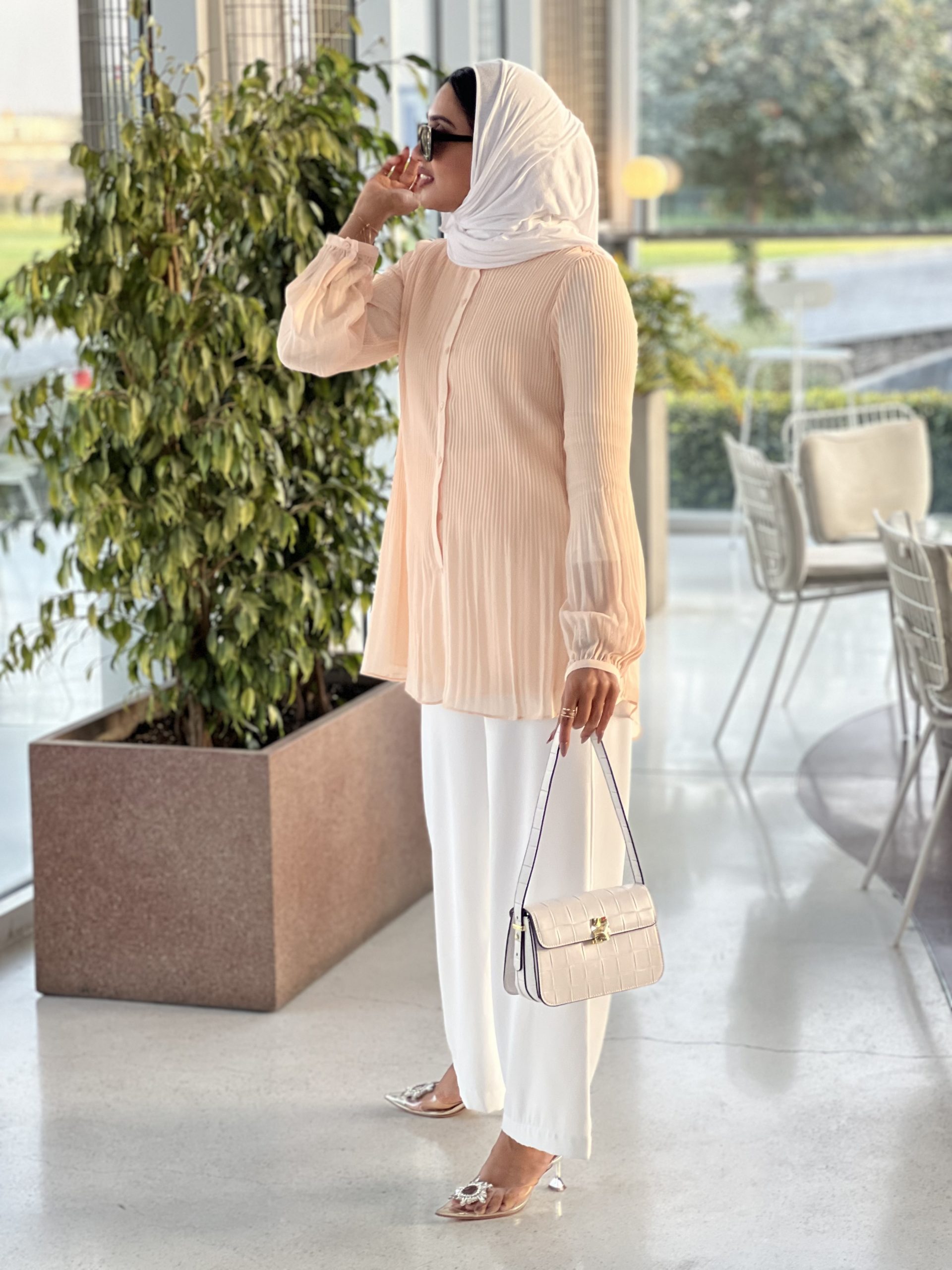 825DB87D-4BE5-4442-A635-89FE806AE018