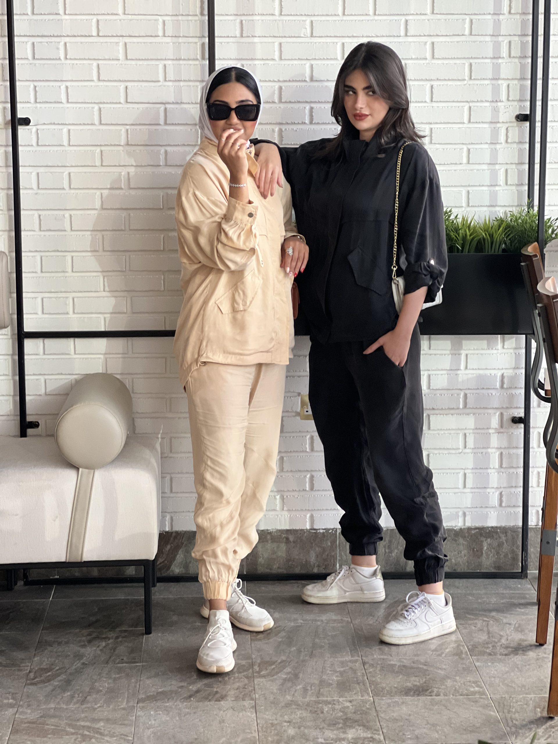 2614DD8E-9294-4A19-811E-C886CF4B9163