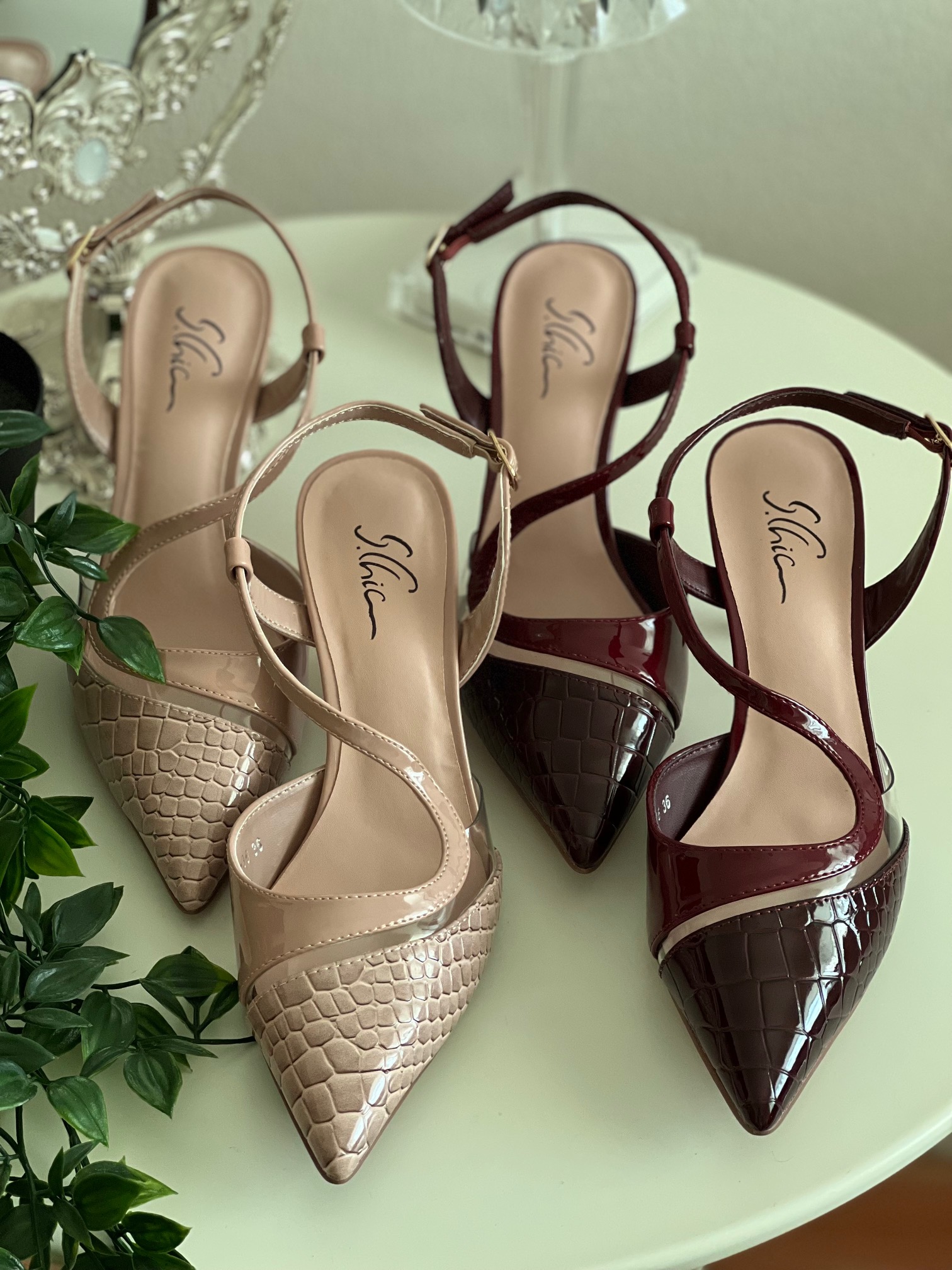 21E0D789-21D8-4099-B440-6BEB4FB1A93C