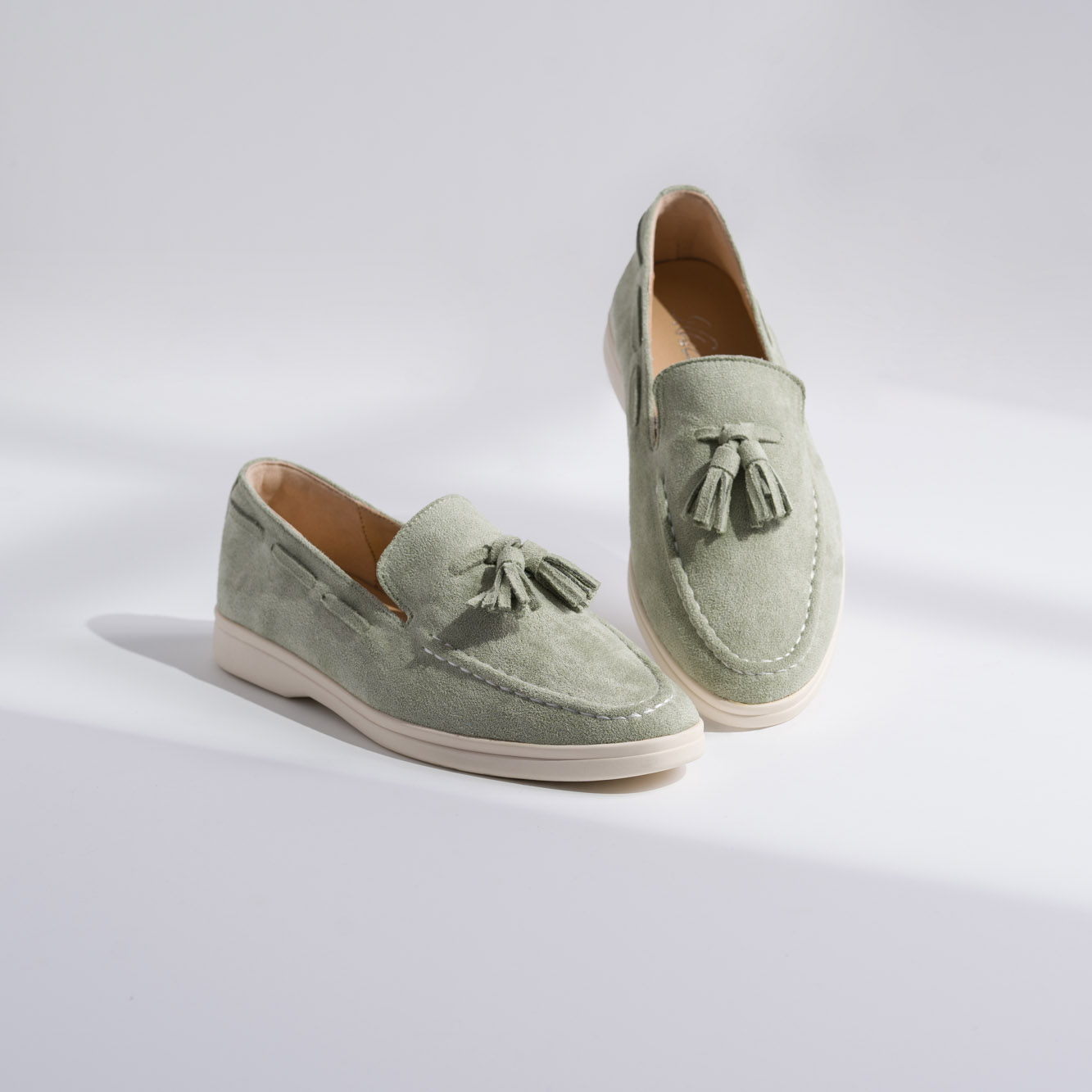 schic290523_00129 copy