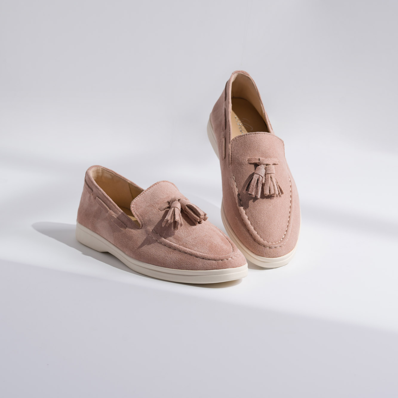 schic290523_00132 copy