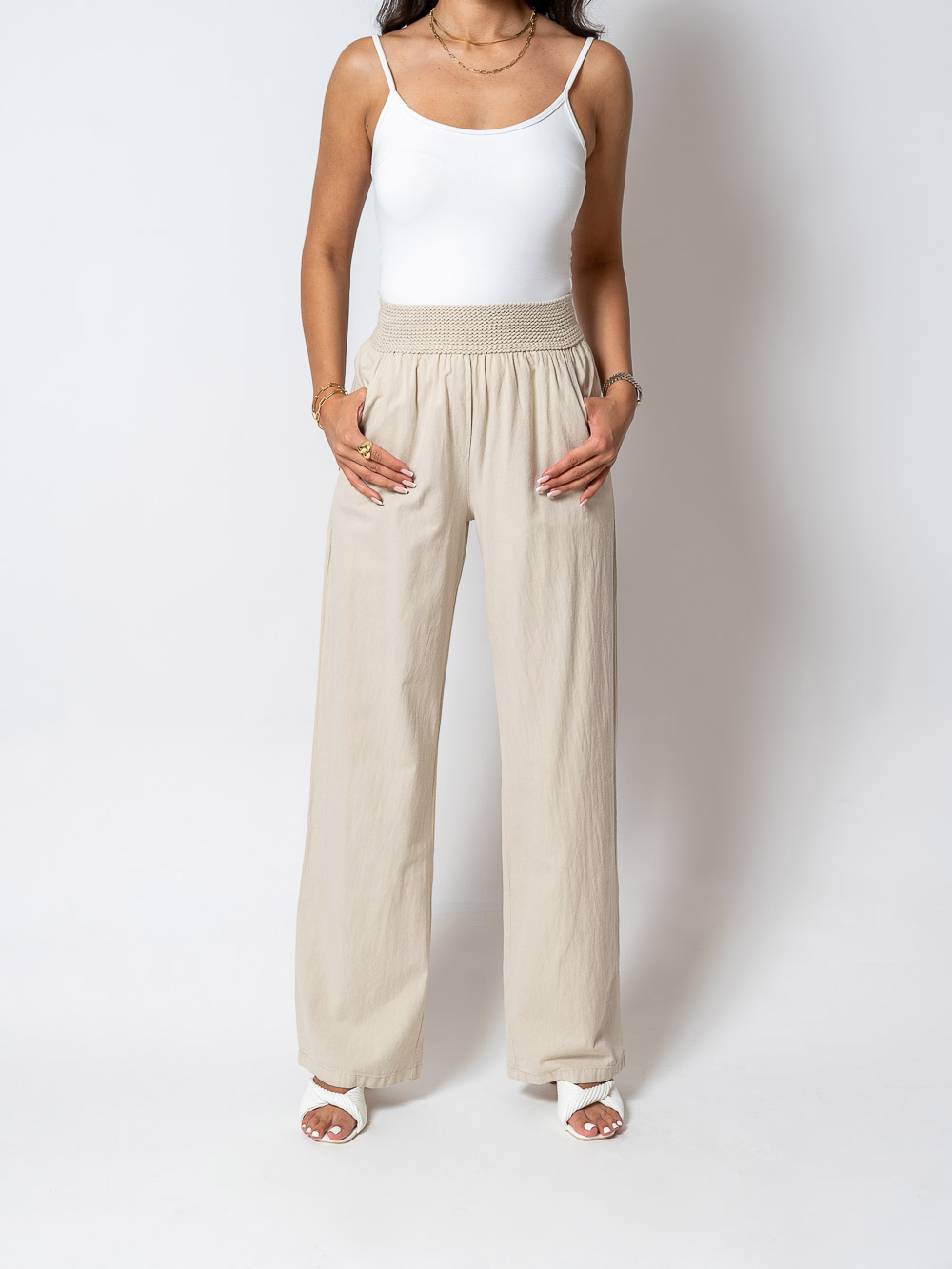 schic230523_02029 copy