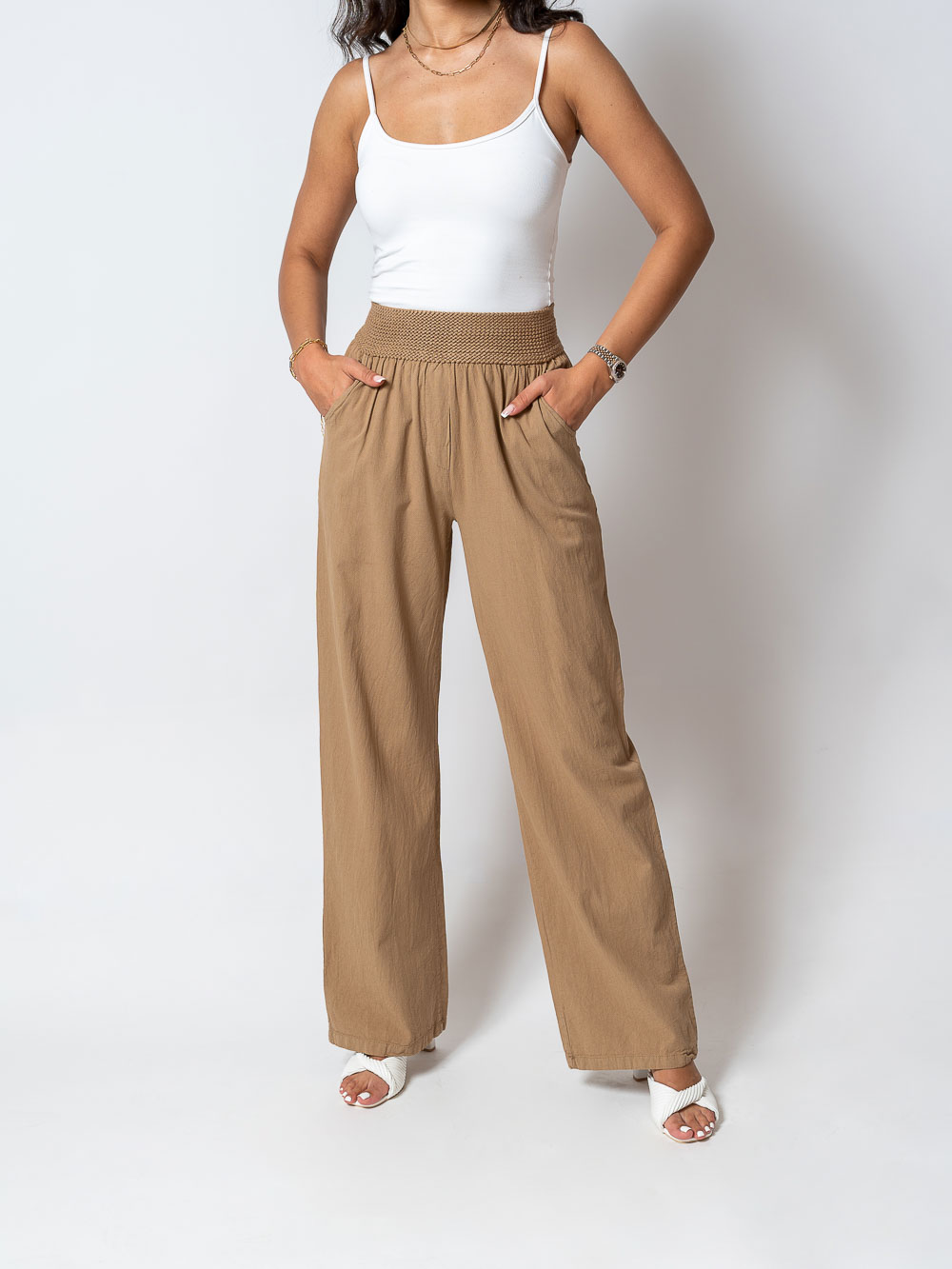 schic230523_02018 copy