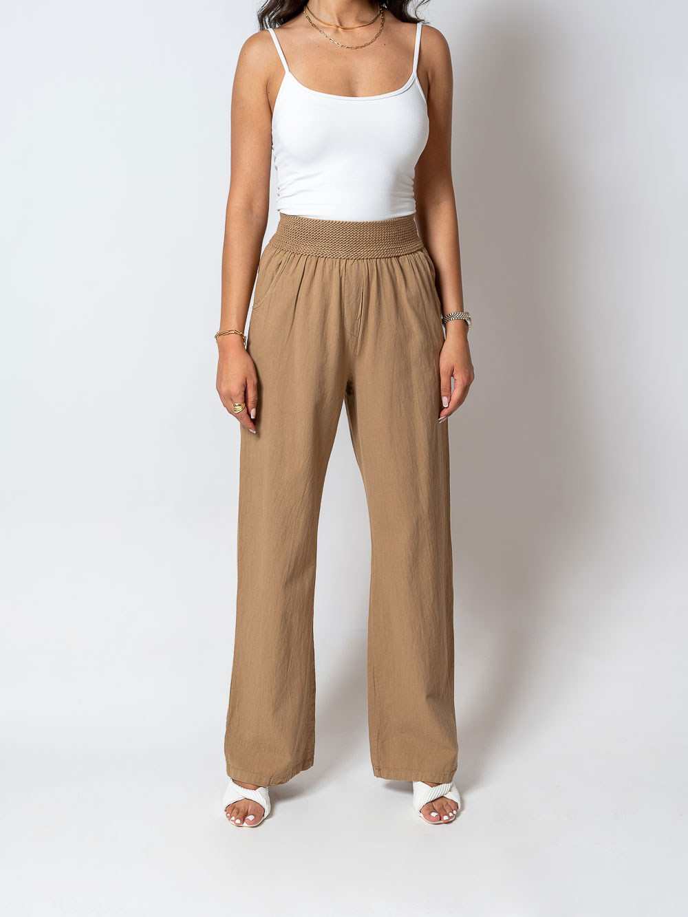 schic230523_02016 copy