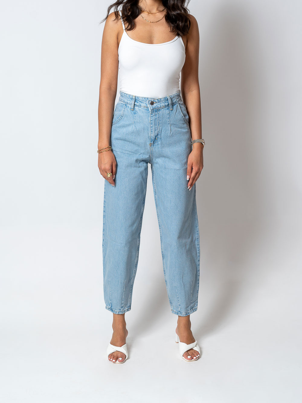 schic230523_02001 copy