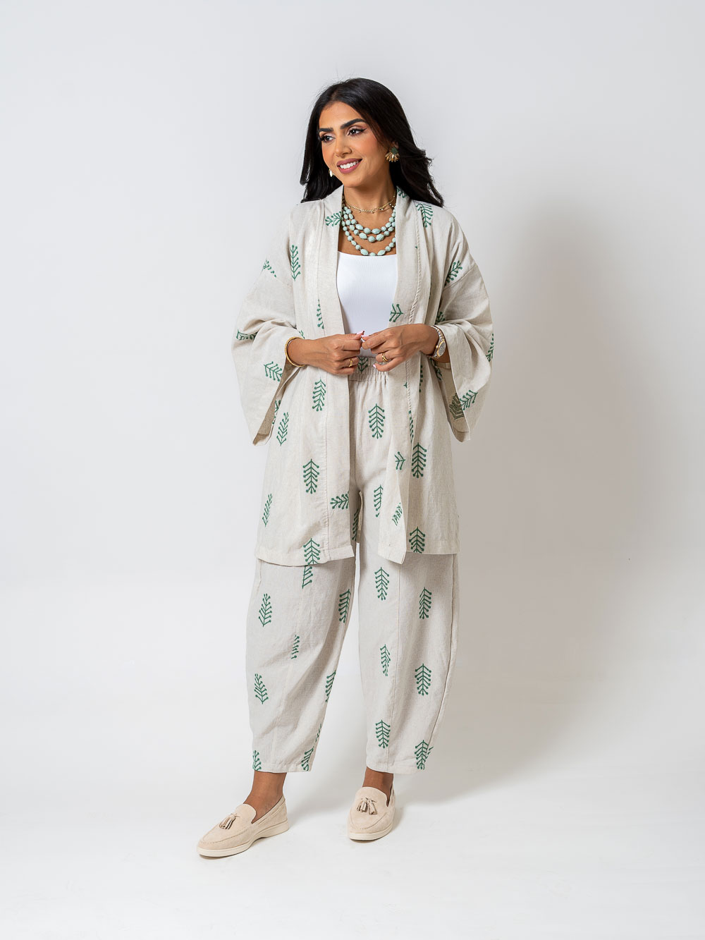 schic230523_00152 copy