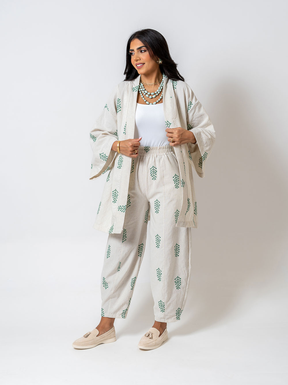 schic230523_00158 copy