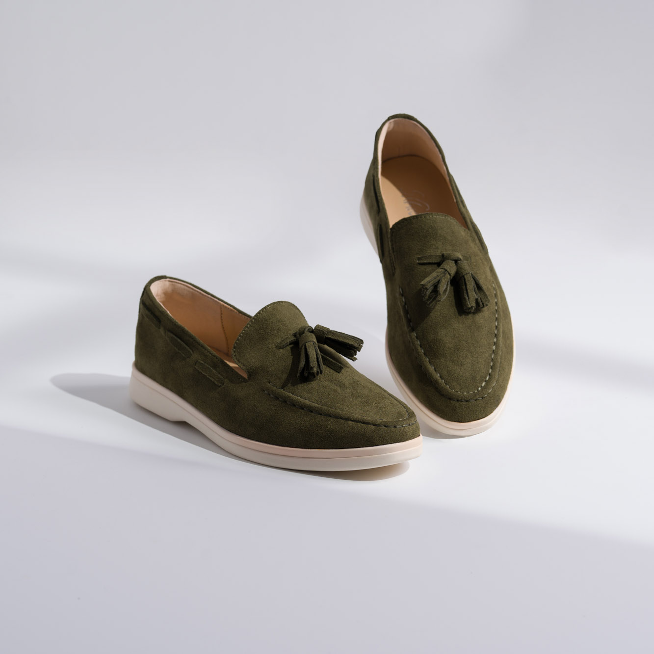 schic290523_00125 copy